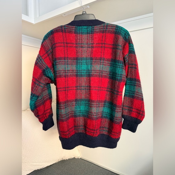 Vintage Colter Bay International Plaid Cardigan Sweater with Gold Buttons Size L - Picture 14 of 15